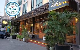 Sacha'S Hotel Uno Sha